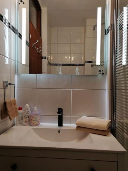 شقة Apartma Traumblick اوبرترون المظهر الخارجي الصورة
